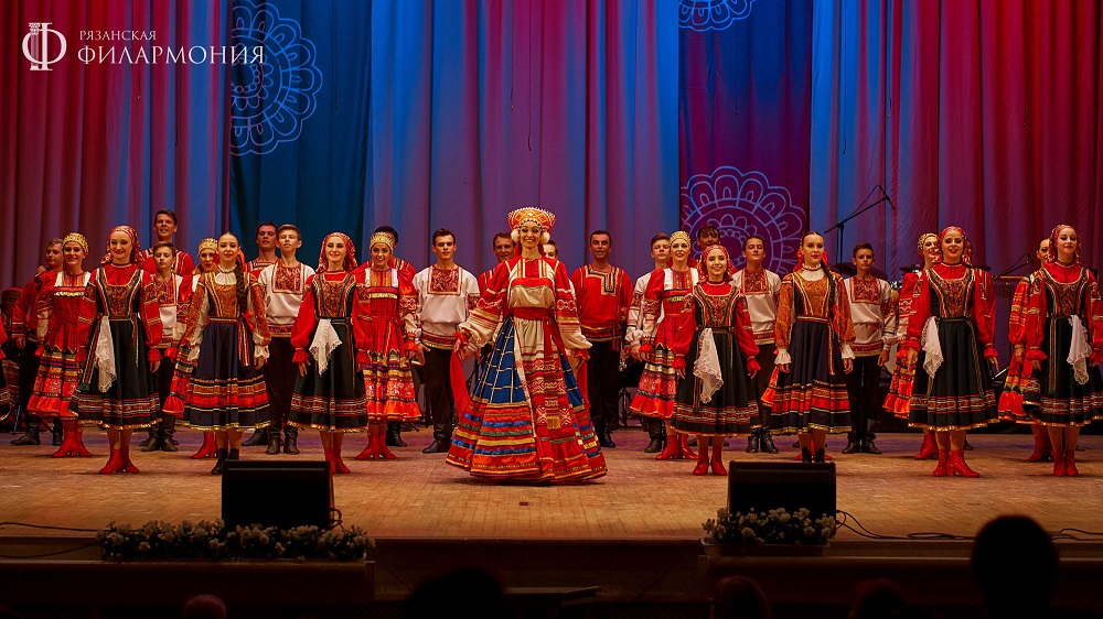 Народная рязань. Рязанский хор Рязанская Барыня. Рязанский хор Анастасия Хабалюк. Рязанский хор руководитель. Танцевальная группа Рязанского хора.