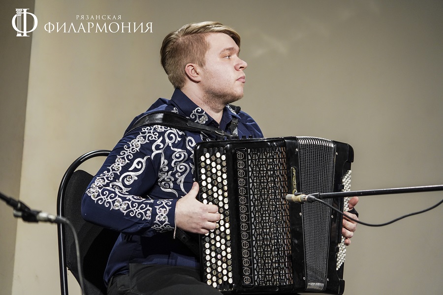 Трио баянистов кузнецов попков данилов фото